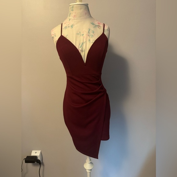 Maroon Windsor Cocktail dress - Picture 1 of 4